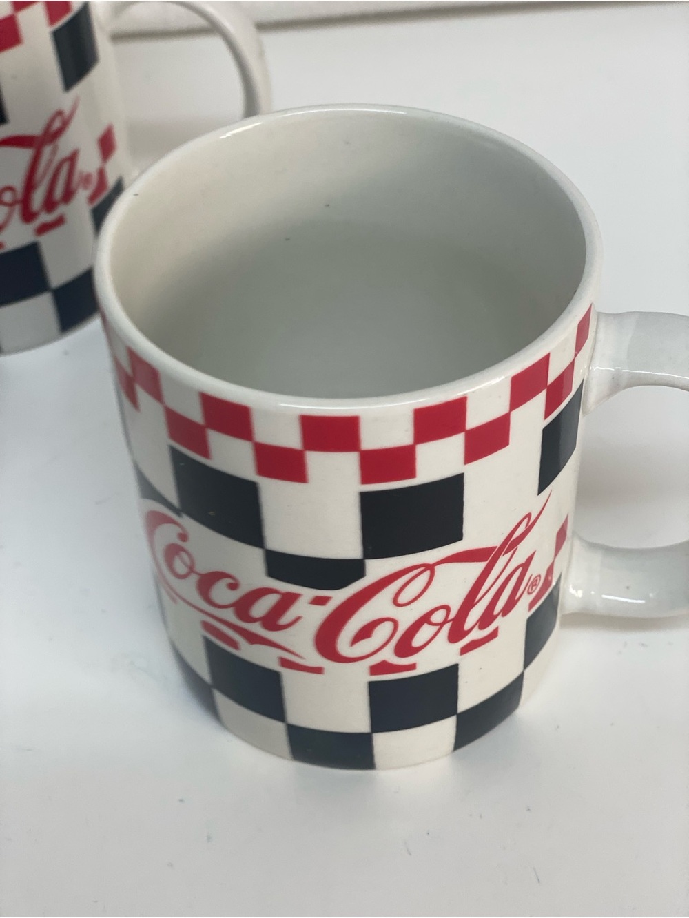 Gibson Coca-Cola Checkerboard Mugs Cups Set of 4 Vintage 1996 Red White Black - Picture 2 of 16